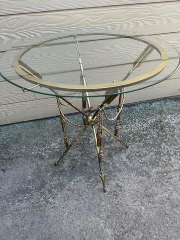 Table basse, Enlèvement, Utilisé