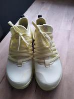 Ecco wandel/loopschoenen - maat 39 - als nieuw, Ecco, Sportschoenen, Geel, Ophalen of Verzenden