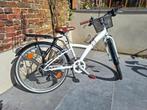 BTWIN fiets wit 24 inch 5 versnellingen., Fietsen en Brommers, Versnellingen, 24 inch, Zo goed als nieuw, Ophalen