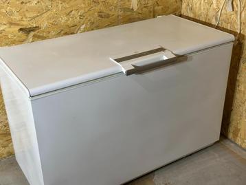 Electrolux ARCTIS 80300 GT AEG dressoirvriezer beschikbaar voor biedingen