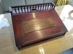 Antiek bureau, Ophalen