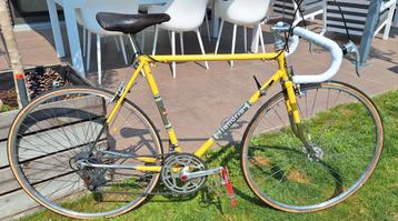 Flandria koersfiets beschikbaar voor biedingen