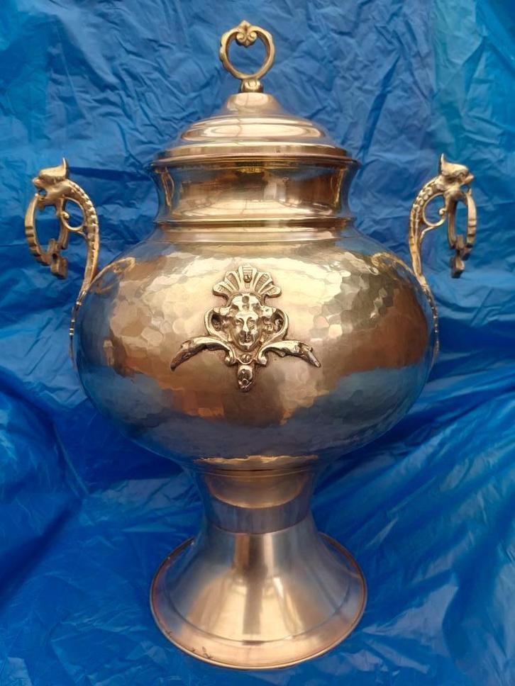 Prachtige antieke grote sierpot volledig in koper, Antiek en Kunst, Antiek | Brons en Koper, Koper, Ophalen of Verzenden