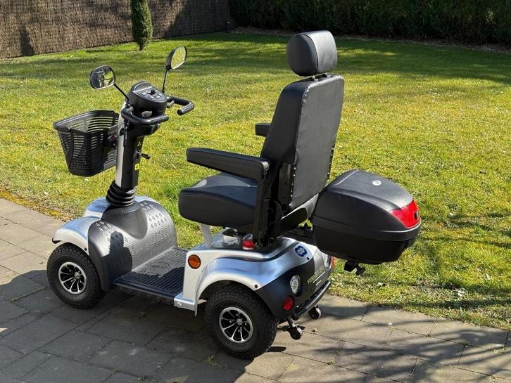 elektrische scooter met 4 wielen, Diversen, Brommobielen en Scootmobielen, Zo goed als nieuw, Vermeiren, 36 t/m 45 km, 11 t/m 15 km/u