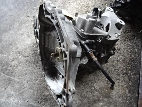 VERSNELLINGSBAK Opel Corsa D (01-2006/12-2014) (F17), Auto-onderdelen, Transmissie en Toebehoren, Opel, Gebruikt