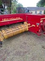 New holland 570 kleine pakkenpers ., Zakelijke goederen, Landbouw | Werktuigen, Ophalen