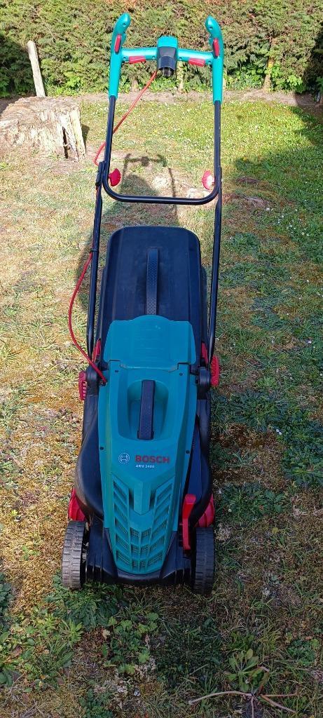 Elektrische grasmaaier Bosh ARM 3400, Tuin en Terras, Grasmaaiers, Gebruikt, Elektrische grasmaaier, 30 t/m 39 cm, Cirkelmaaier