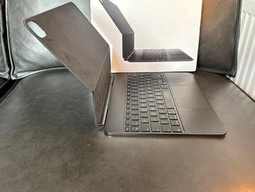 Magic Keyboard iPad Pro 13 inch beschikbaar voor biedingen