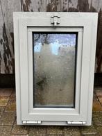 Klein raam in aluminium, Doe-het-zelf en Bouw, Raamkozijn, Gebruikt, Minder dan 75 cm, Minder dan 75 cm