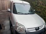 Peugeot partnet met slechts 75000 km stand, Voorwielaandrijving, Zwart, 4 cilinders, 5 deurs
