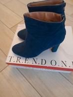Blauwe enkellaarsjes met hak – maat 38 (Trend One), Blauw, Lage of Enkellaarzen, Ophalen of Verzenden, Trend One