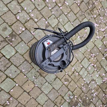 Groef stofzuiger, Elektronische apparatuur, Stofzuigers, Gebruikt, Stofzuiger, Ophalen of Verzenden, 1600 tot 2000 watt