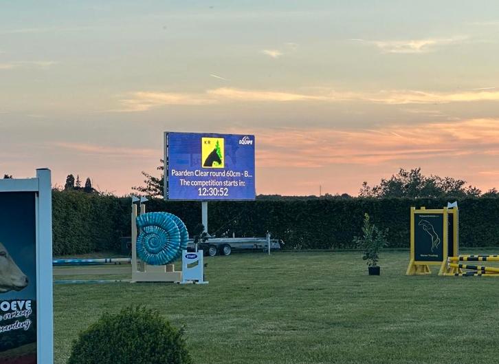 LED-scherm op trailer te huur – alle formaten beschikbaar!, Diversen, Overige Diversen, Ophalen