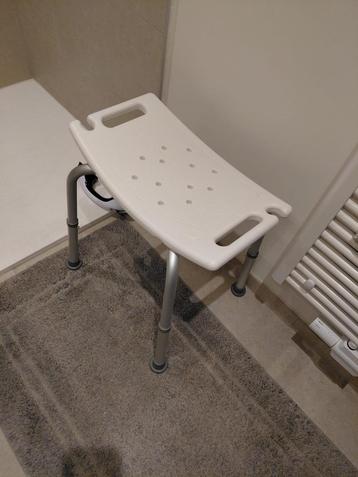 Douchezit beschikbaar voor biedingen