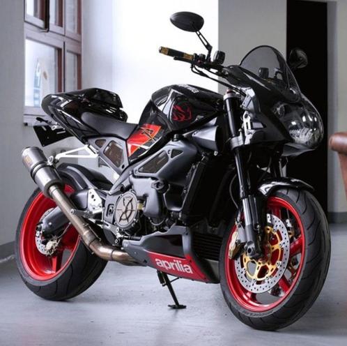 Aprilia Tuono RSV1000 2006 - uitstekende staat, Motoren, Motoren | Aprilia, Particulier, Naked bike, meer dan 35 kW, 2 cilinders