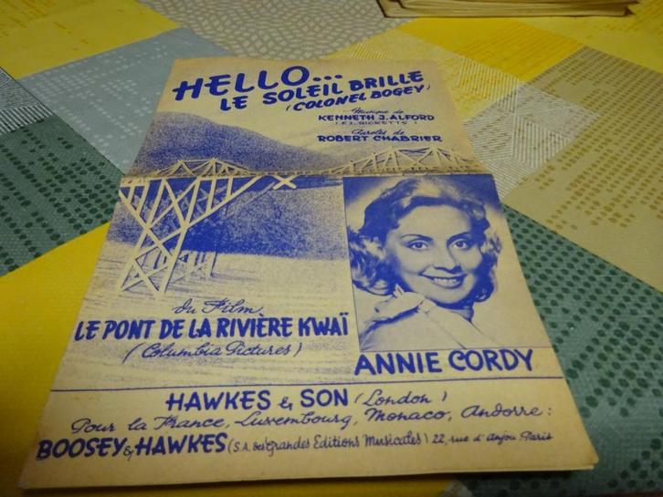 Ancienne Partition illustrée ANNIE CORDY  Hello le soleil Br, Collections, Musique, Artistes & Célébrités, Utilisé, Autres types