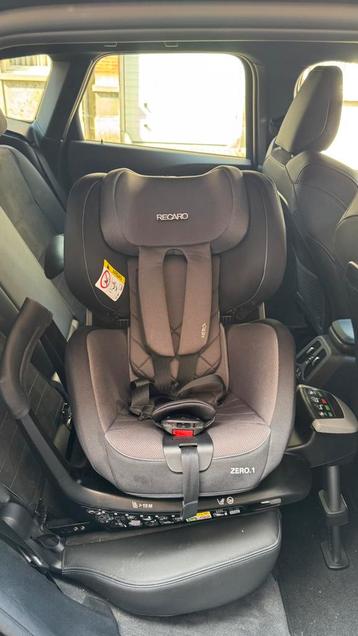 2 draaibare autostoelen Recaro Carbon Zero beschikbaar voor biedingen