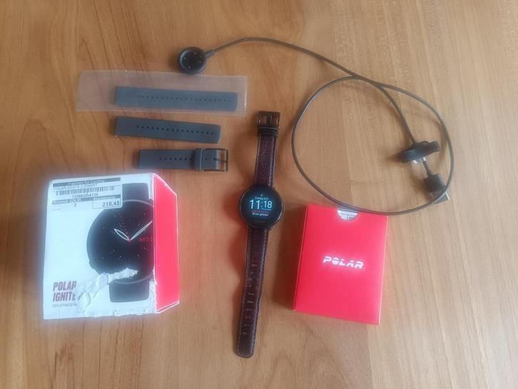 Polar Ignite 2 GPS sportuurwerk., Handtassen en Accessoires, Smartwatches, Gebruikt, Afstand, Calorieverbanding, Conditie, GPS