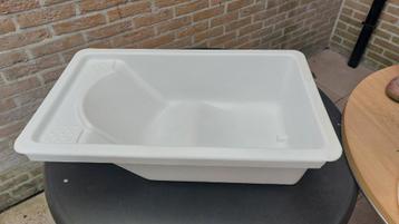 Kinderbadje beschikbaar voor biedingen