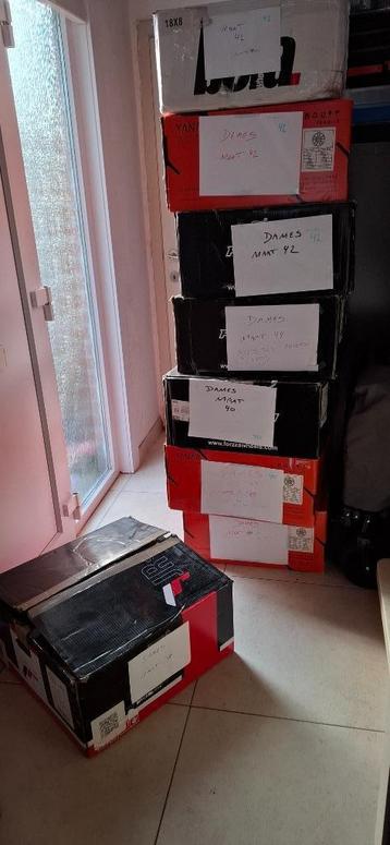 Dameskledij pakket maat 38 tot 46 beschikbaar voor biedingen
