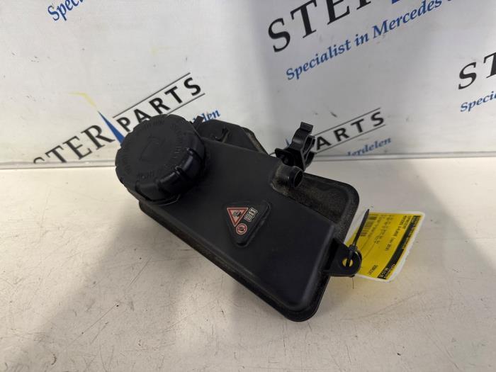 Expansievat van een Mercedes A-Klasse, Auto-onderdelen, Overige Auto-onderdelen, Mercedes-Benz, Gebruikt, 3 maanden garantie, Ophalen of Verzenden