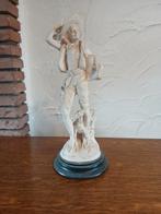 Posture, Antiquités & Art, Enlèvement