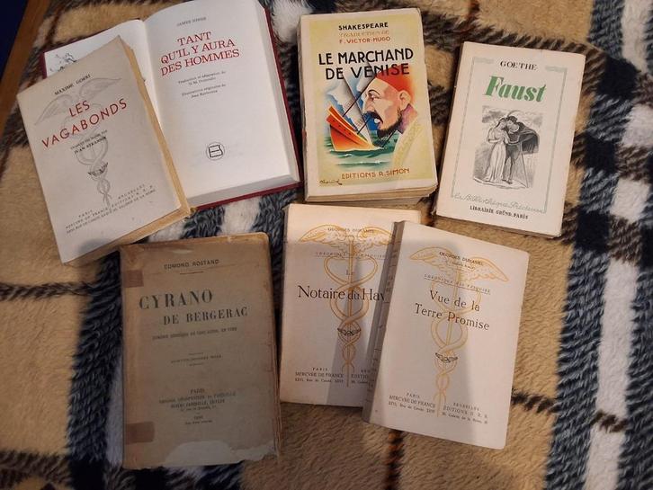 Livres en français à lire au début de 1927, Antiquités & Art, Antiquités | Livres & Manuscrits, Enlèvement