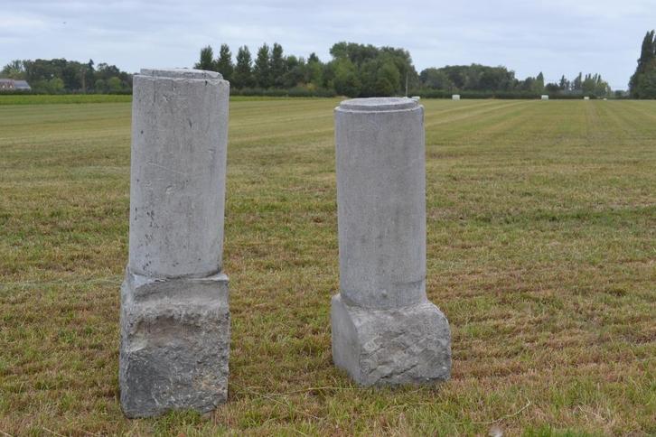 koppel oude cilindrische arduinen palen, Tuin en Terras, Tuinpoorten, Gebruikt, Ophalen