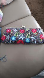 vintage Avondtasje met pareltjes en broderie, Ophalen