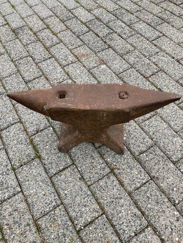 Ancienne enclume (150 a 200kgs), Enlèvement