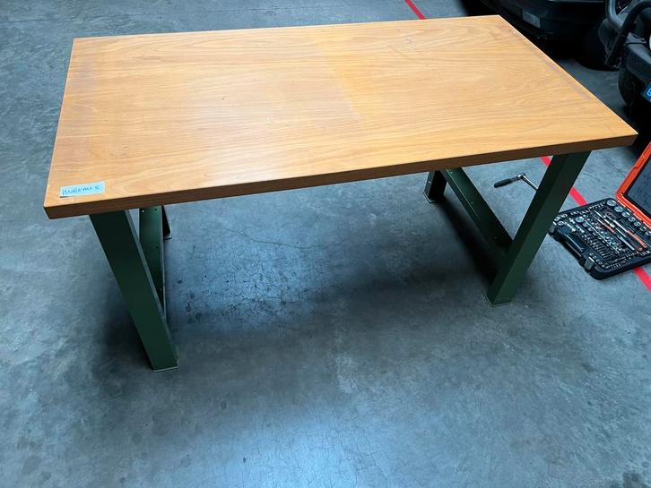 Oerdegelijke werkbank van LISTA met 3 lades. Meerdere stuks, Doe-het-zelf en Bouw, Werkbanken, Gebruikt, 120 tot 170 cm, Ophalen