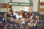 Schleich Omheining, dak, 10 paarden, 10 ruiters, 7 pony's.., Gebruikt, Ophalen of Verzenden