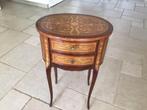 Tables de chevet, Ophalen