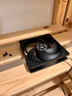 Quasi nieuwe Arctic 12cm case fan, Computers en Software, Computerkoelers, Ophalen of Verzenden, Zo goed als nieuw