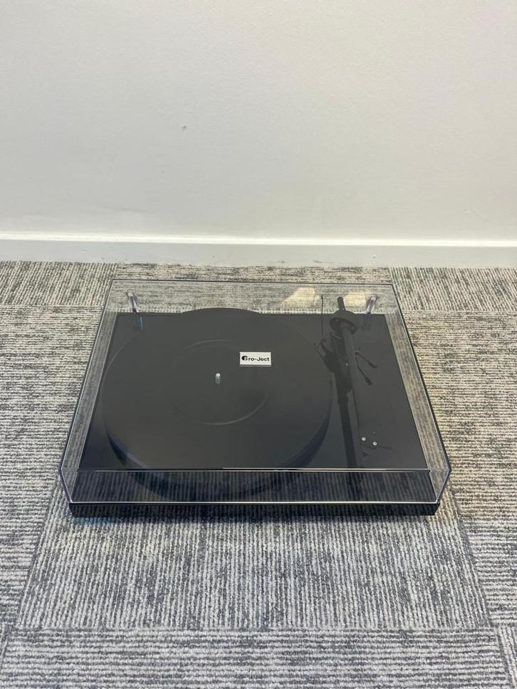 Pro-Ject | Debut E Carbon Phono | Platenspeler | Zwart, Audio, Tv en Foto, Platenspelers, Zo goed als nieuw, Platenspeler, Overige merken