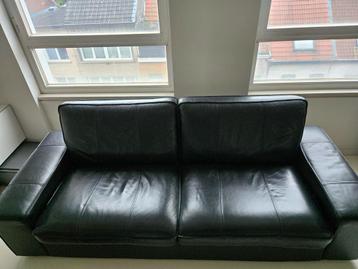 Kivik zwart lederen sofa beschikbaar voor biedingen