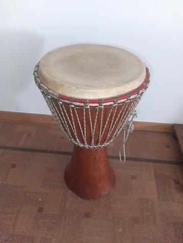 Djembe perfecte staat beschikbaar voor biedingen