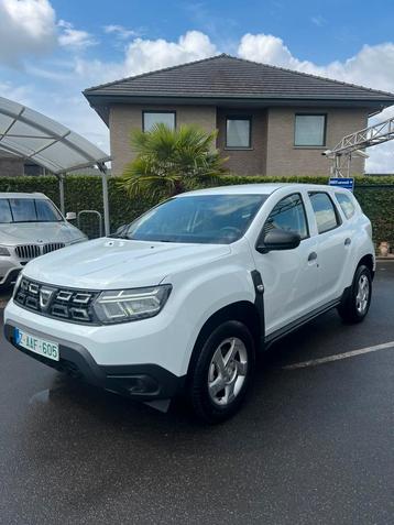 Dacia Duster 1.0 benzine slechts 21000km 2022!! beschikbaar voor biedingen