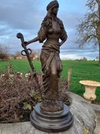 Schitterend gesigneerd bronzen beeld (dame Kabyle met een zw, Antiek en Kunst, Antiek | Brons en Koper, Ophalen of Verzenden, Brons