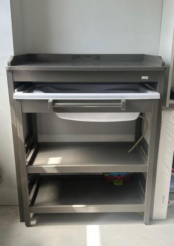 Quax verluiertafel met bad, Enlèvement, Utilisé, Commode