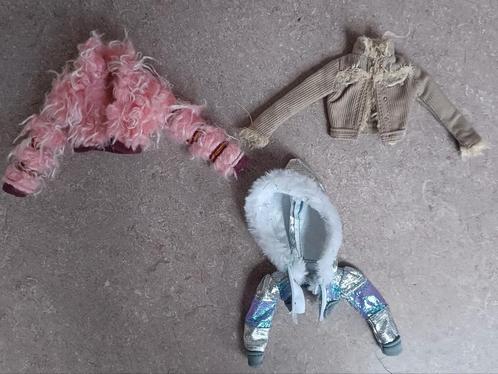 Kledij voor Barbie My Scene poppen, Verzamelen, Poppen, Zo goed als nieuw, Kleertjes, Ophalen of Verzenden