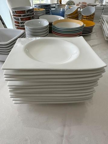Lot de 12 assiettes pour dessert, pain ou entrée 19/15 cm beschikbaar voor biedingen