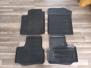 Originele, rubberen matten set Skoda Citygo vanaf 2012 beschikbaar voor biedingen