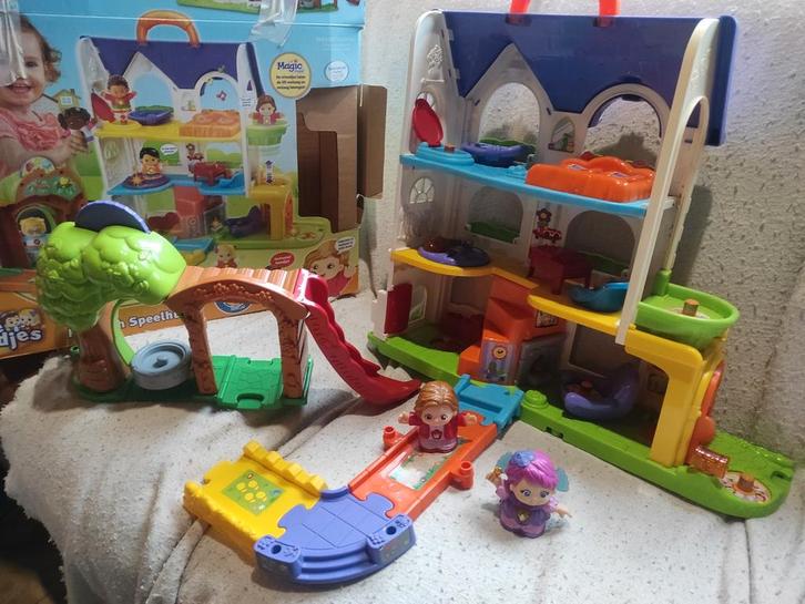 Vtech vrolijke vriendjes magisch speelhuis+ fenna, Kinderen en Baby's, Speelgoed | Vtech, Ophalen of Verzenden
