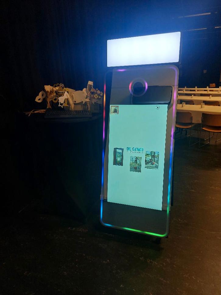 huur mirorbooth/glammirror ( photobooth), Hobby & Loisirs créatifs, Articles de fête | Location, Neuf, Enlèvement