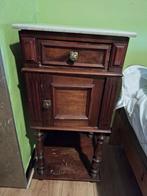 nachtafeltje, Huis en Inrichting, Slaapkamer | Nachtkastjes, Ophalen, Gebruikt, 55 tot 70 cm, 45 tot 65 cm