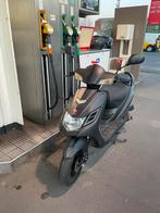 Gts Vici brommer, Fietsen en Brommers, Klasse A (25 km/u), Ophalen of Verzenden, Zo goed als nieuw, Benzine