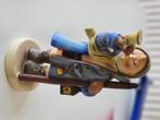 Vintage jaren 1960 HUMMEL beeldje "Hear Ye, Hear Ye" #1570,, Verzamelen, Ophalen of Verzenden, Hummel