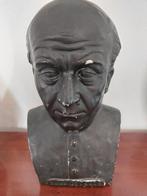 Borstbeeld Guido Gezelle, Ophalen, Gebruikt
