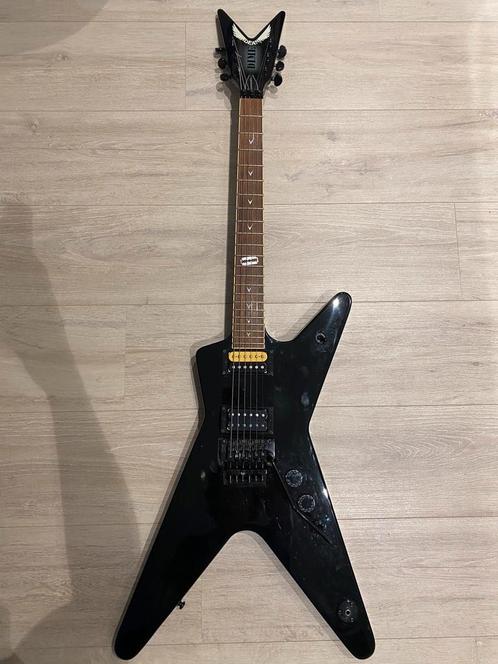 Dean ML showdown, Muziek en Instrumenten, Snaarinstrumenten | Gitaren | Elektrisch, Ophalen